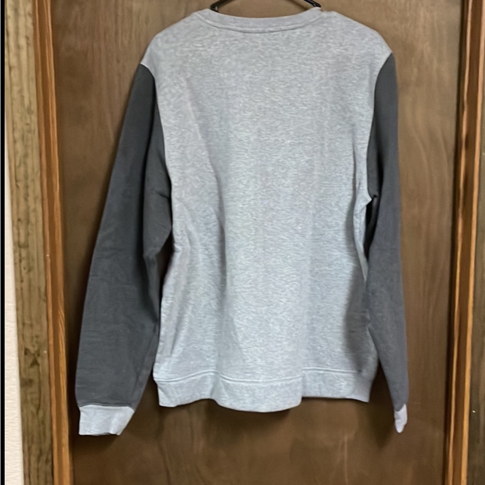 Under Armour Crewneck Sweatshirt Large‎ - Picture 3 of 4